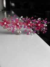 Load image into Gallery viewer, Magenta Pink and Pearl White Flower Hair Accessory Gajra
