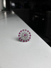 Load image into Gallery viewer, Circle Silver and Magenta Abstract Design Ring
