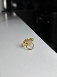 Circle Gold Abstract Design Ring