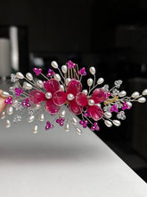 Load image into Gallery viewer, Small Pink Flowers with Pearl Beads Flower Hair Accessory Gajra
