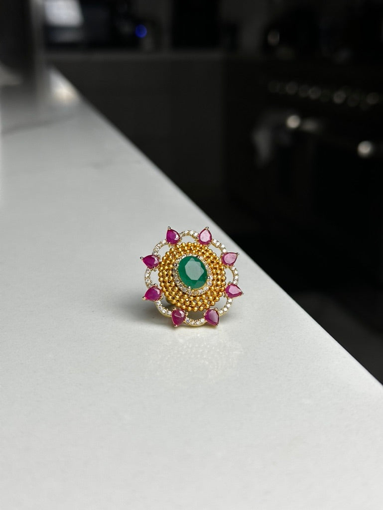 Magenta Flower w/Green Stone Ring