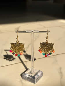 Lightweight Gold w/Multicolored Beads Small Earrings