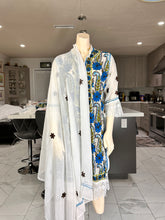 Load image into Gallery viewer, Full Blue Georgette Kurta w/Scarf
