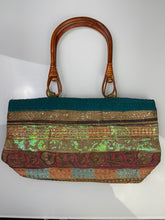 Load image into Gallery viewer, Multi5 Short Bag w/Wooden Handle
