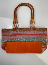 Load image into Gallery viewer, Multi7 Short Bag w/Wooden Handle
