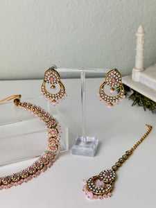 Light Pink Kundan Necklace Set w/Tika