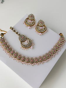 Light Pink Kundan Necklace Set w/Tika