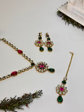 Load image into Gallery viewer, Pink and Green Flower Necklace Set w/Tika
